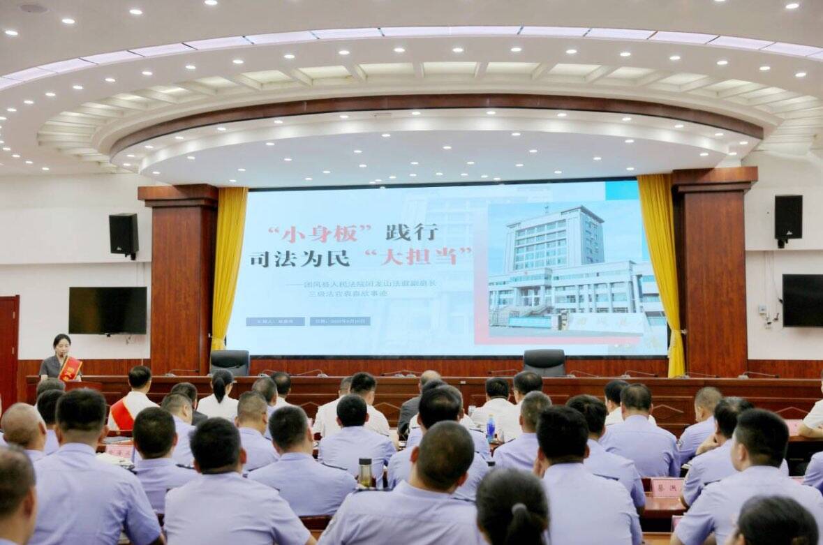 6bf521251a3165510b025a069a59bd6f_720.png 6bf521251a3165510b025a069a59bd6f_720.png