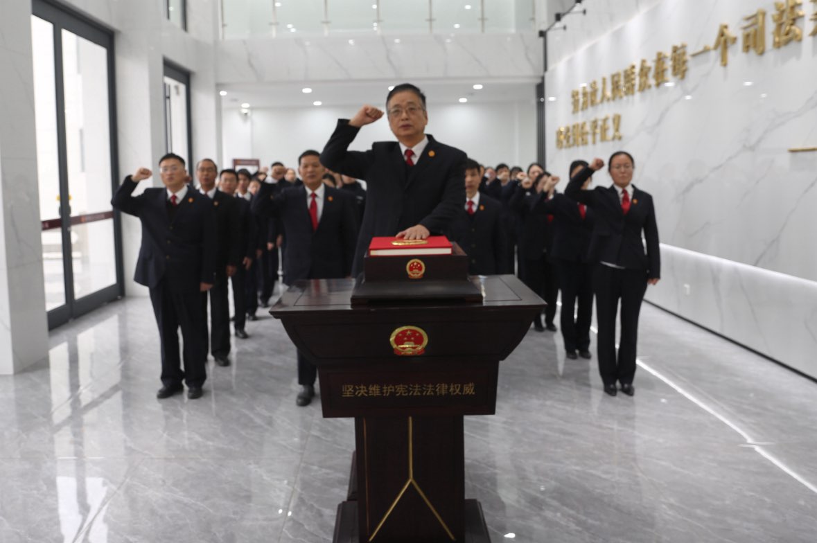 ea1f39d8af9da715fa0ddeff13353806.png ea1f39d8af9da715fa0ddeff13353806.png